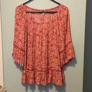 🌻 Fever Peasant Style Top With Elastic Neckline 🌻